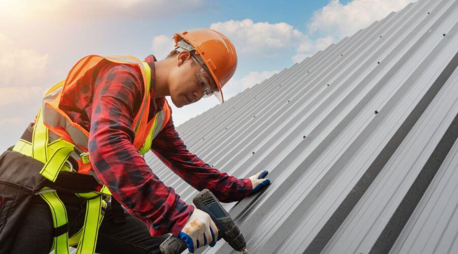 GAF certified roofer in Linwood, MA